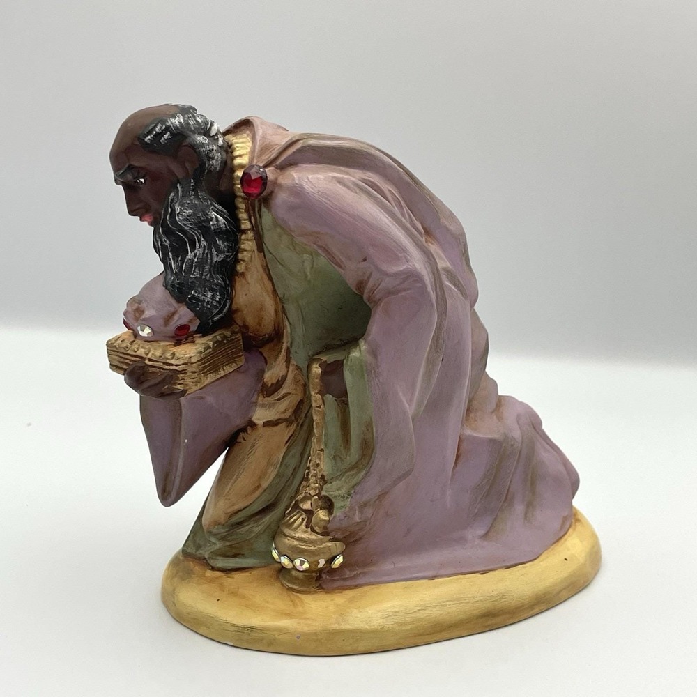 Vintage 1973 W.M. Co. Chalkware Kneeling Wise Man Nativity Figure 6" Rhinestones